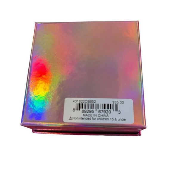 Delicate Looking Handmade Beaded Heart Shaped Dangle Earrings. - Picture 6 of 6